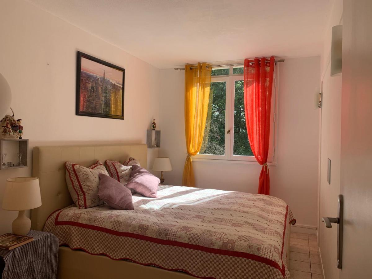 Charmant Room Chez Nous Bus Direct Orly Ablon-sur-Seine Exterior foto