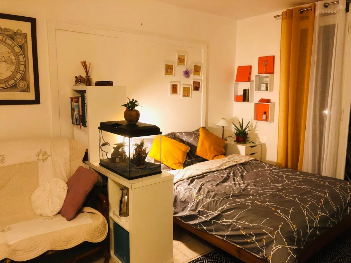 Charmant Room Chez Nous Bus Direct Orly Ablon-sur-Seine Exterior foto